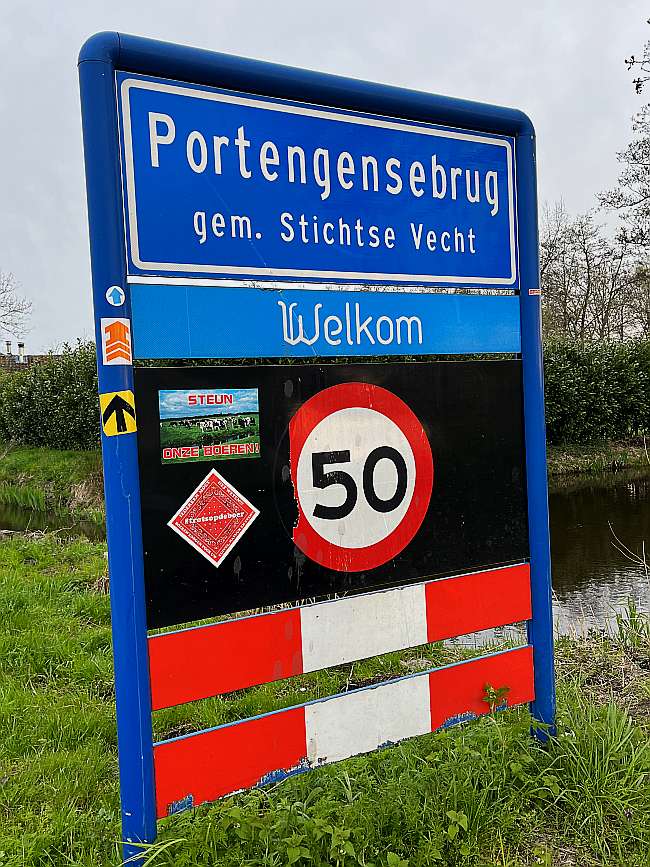 photo built up area sign Portengensebrug municipality Stichtse Vecht 52 15865825617642 4 960566938087536 netherlands 20230410